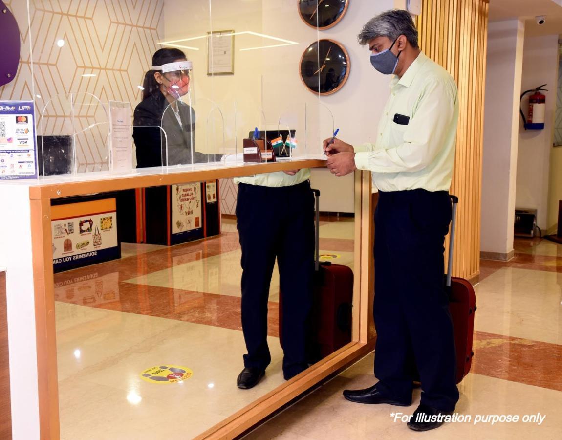 Vaccinated Staff - Collection O 13595 Vt Residency Otel Bangalore Dış mekan fotoğraf